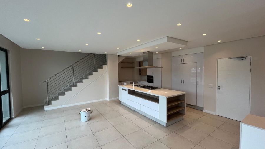 3 Bedroom Property for Sale in Glenadrienne Gauteng