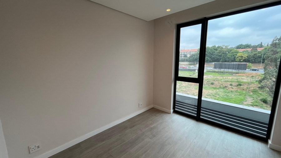 3 Bedroom Property for Sale in Glenadrienne Gauteng