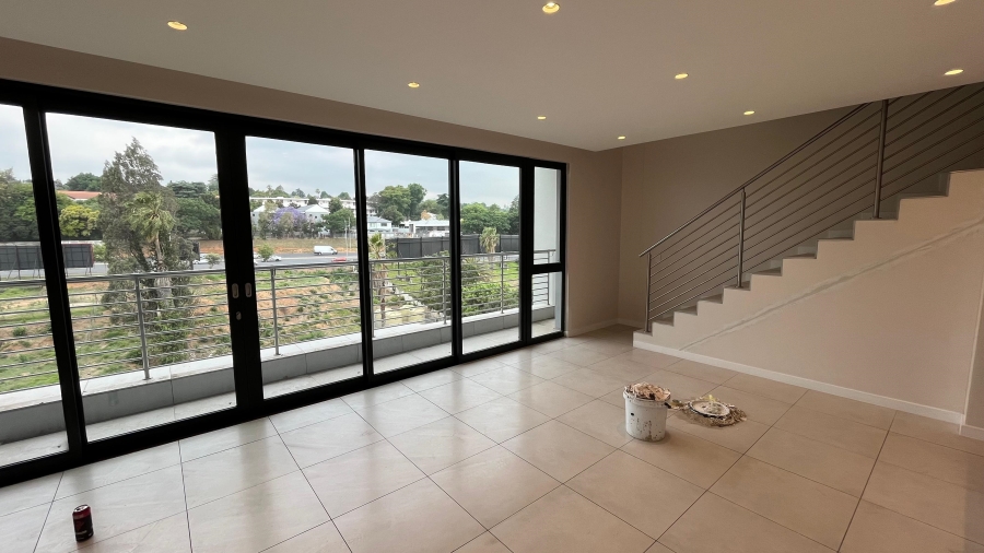 3 Bedroom Property for Sale in Glenadrienne Gauteng