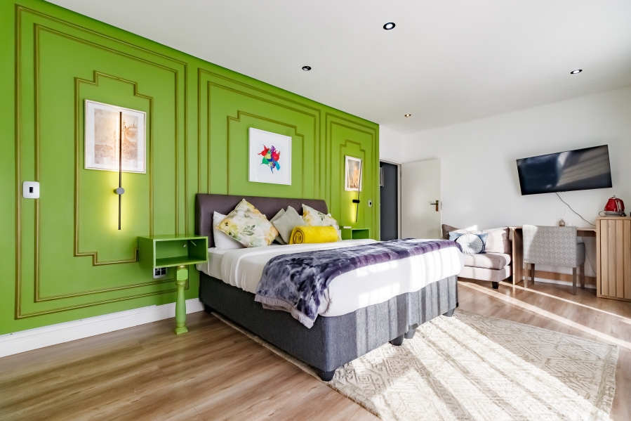 6 Bedroom Property for Sale in Edenburg Gauteng