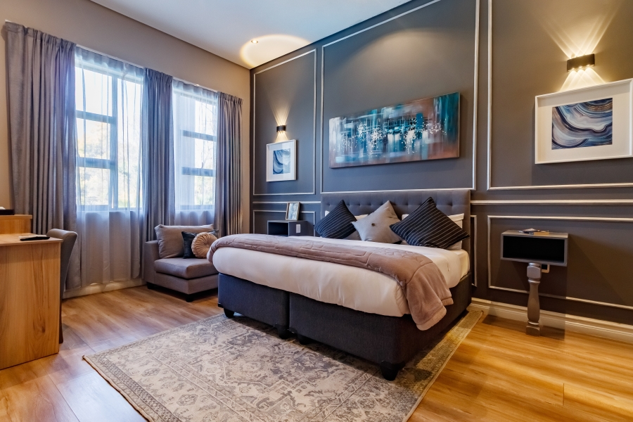 6 Bedroom Property for Sale in Edenburg Gauteng