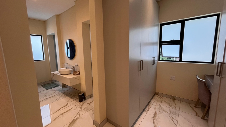 To Let 9 Bedroom Property for Rent in Atholl Gauteng
