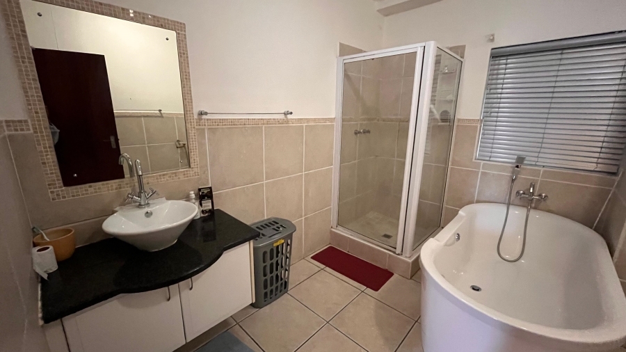 To Let 2 Bedroom Property for Rent in Morningside Gauteng