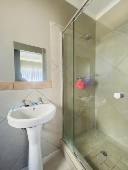 3 Bedroom Property for Sale in Glen Austin AH Gauteng