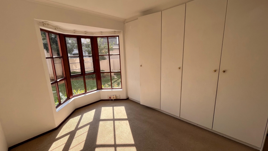 To Let 2 Bedroom Property for Rent in Rivonia Gauteng