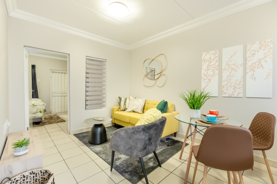 To Let 1 Bedroom Property for Rent in Halfway Gardens Gauteng