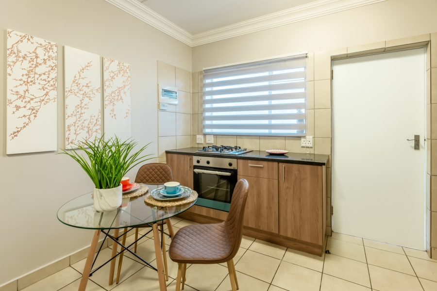 To Let 1 Bedroom Property for Rent in Halfway Gardens Gauteng