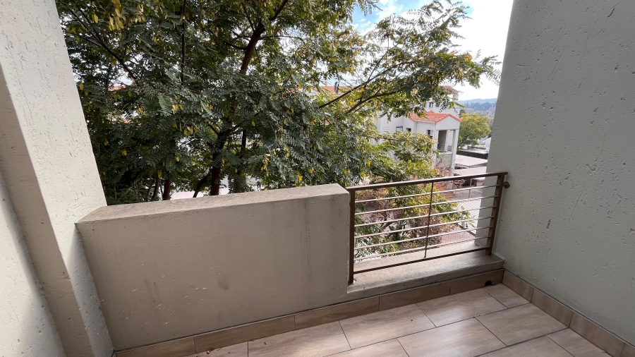 To Let 2 Bedroom Property for Rent in Bryanston Gauteng