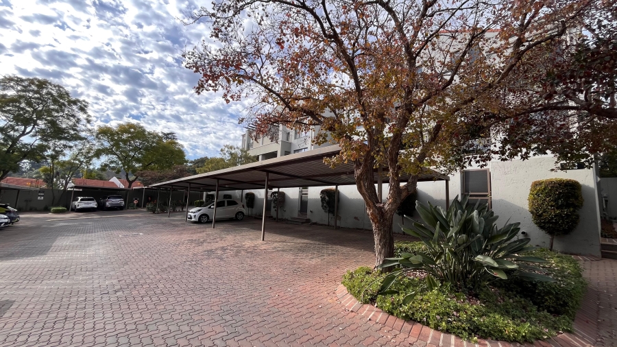 To Let 2 Bedroom Property for Rent in Bryanston Gauteng