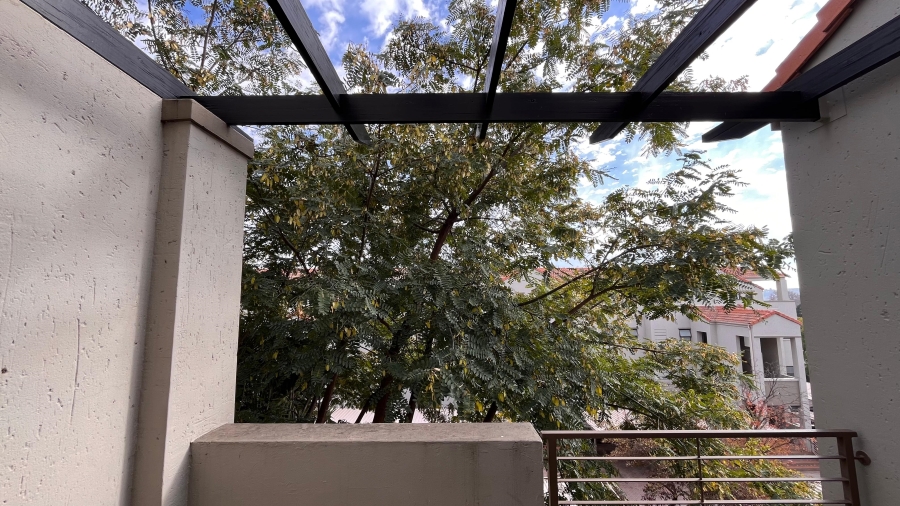 To Let 2 Bedroom Property for Rent in Bryanston Gauteng