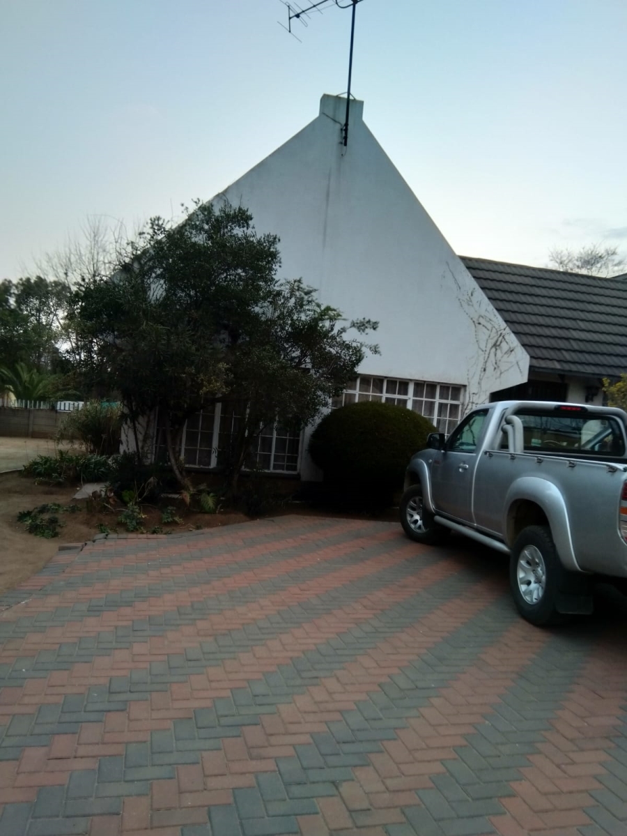 3 Bedroom Property for Sale in Bedworth Park Gauteng