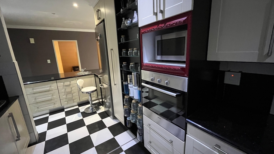 3 Bedroom Property for Sale in Morningside Gauteng