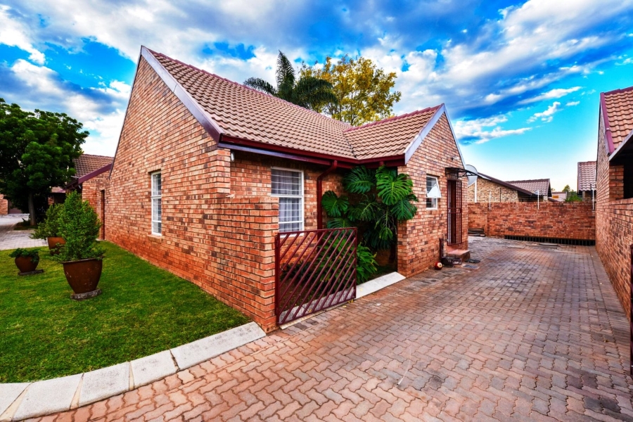 3 Bedroom Property for Sale in Montana Gauteng
