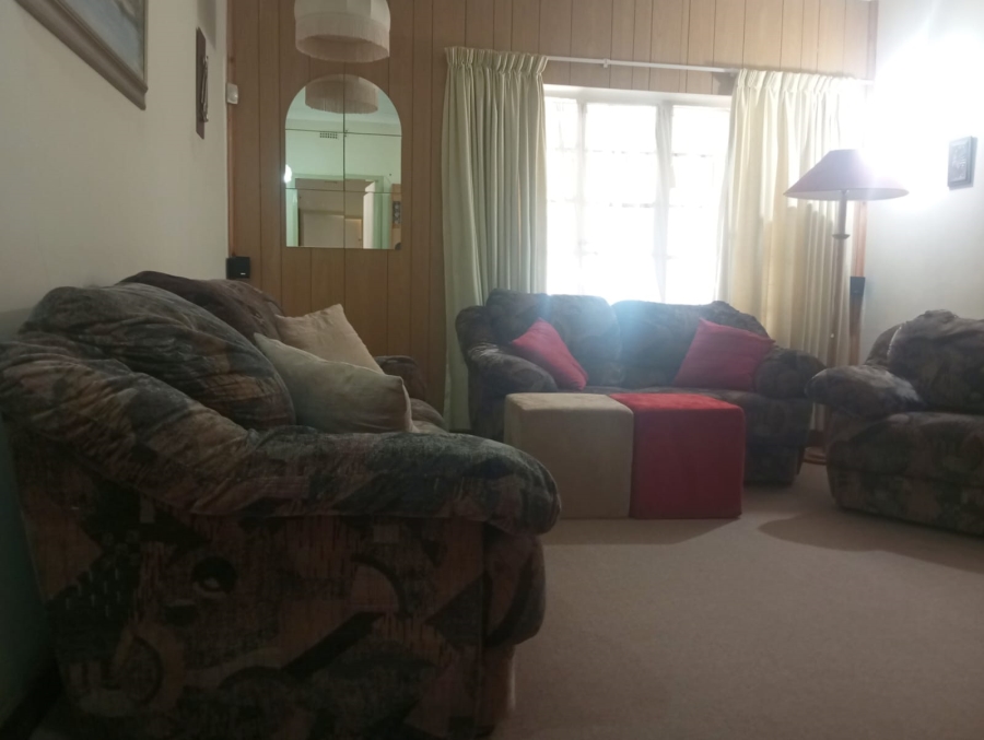 3 Bedroom Property for Sale in Crown Gardens Gauteng