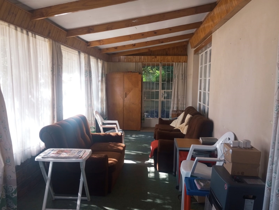 3 Bedroom Property for Sale in Crown Gardens Gauteng