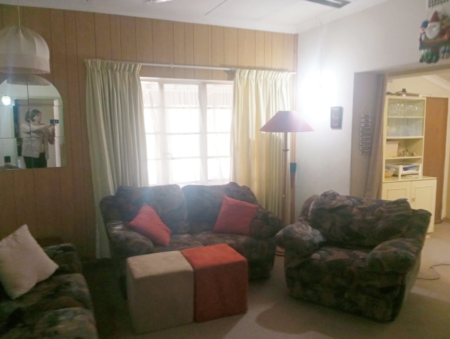 3 Bedroom Property for Sale in Crown Gardens Gauteng