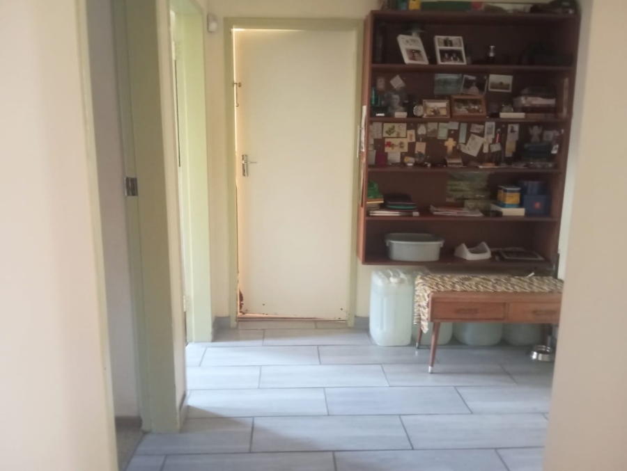 3 Bedroom Property for Sale in Crown Gardens Gauteng