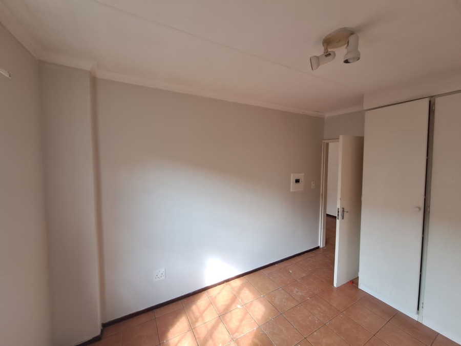 1 Bedroom Property for Sale in Ravenswood Gauteng
