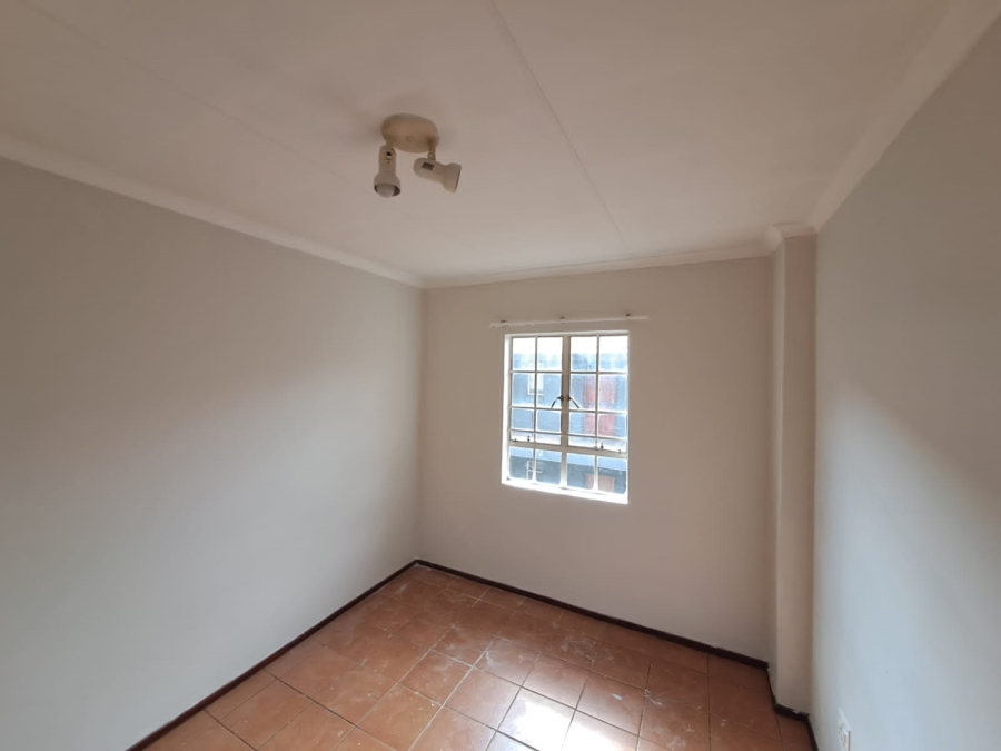 1 Bedroom Property for Sale in Ravenswood Gauteng