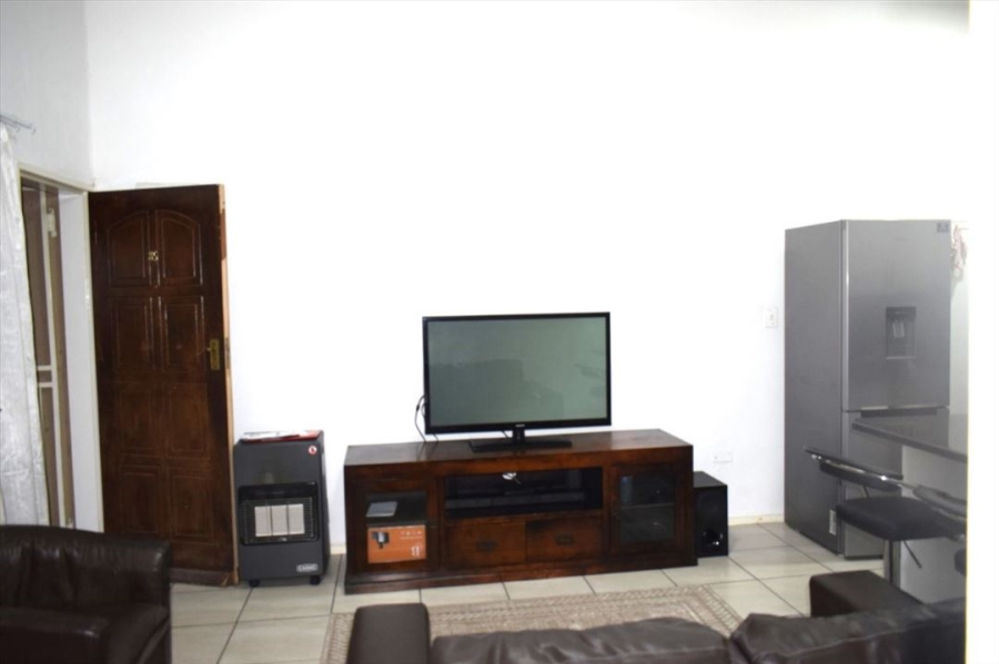 2 Bedroom Property for Sale in Elspark Gauteng