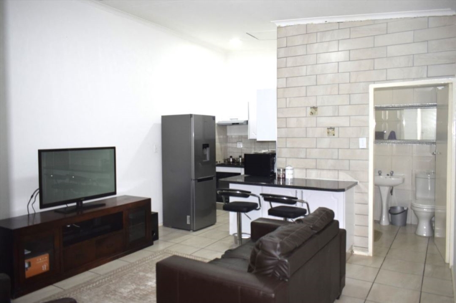 2 Bedroom Property for Sale in Elspark Gauteng