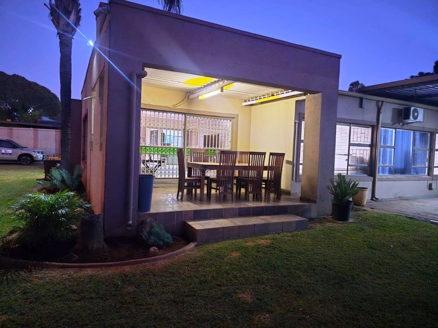 4 Bedroom Property for Sale in Sinoville Gauteng