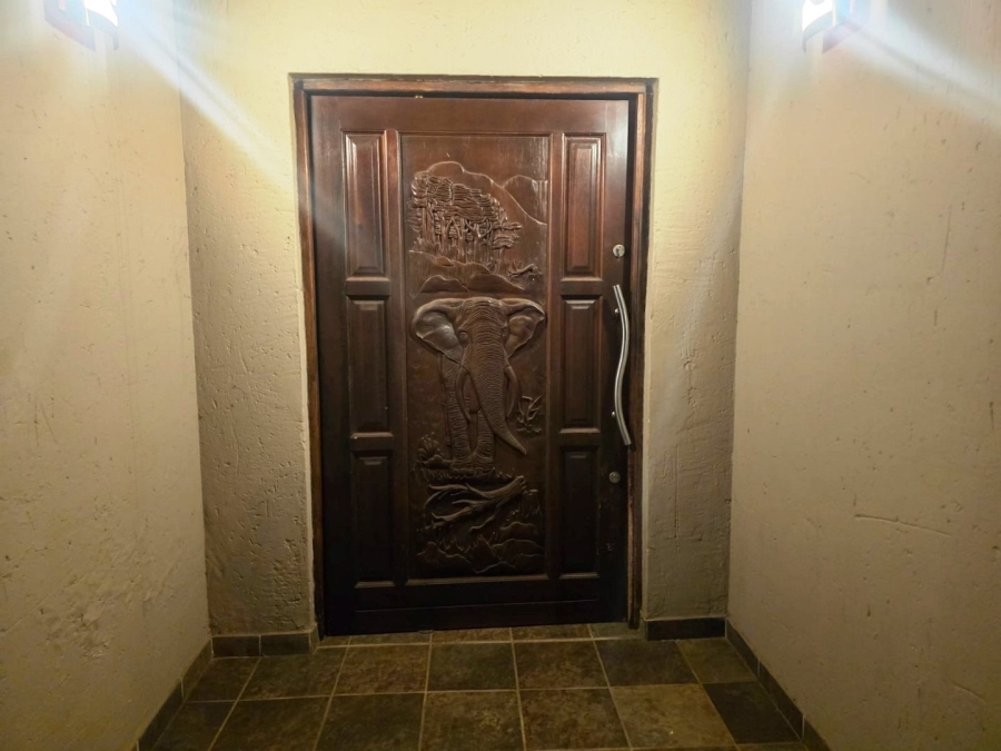 4 Bedroom Property for Sale in Sinoville Gauteng