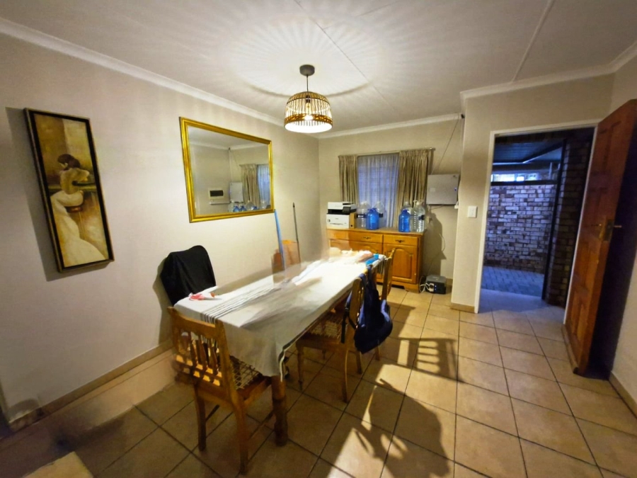 3 Bedroom Property for Sale in Annlin Gauteng