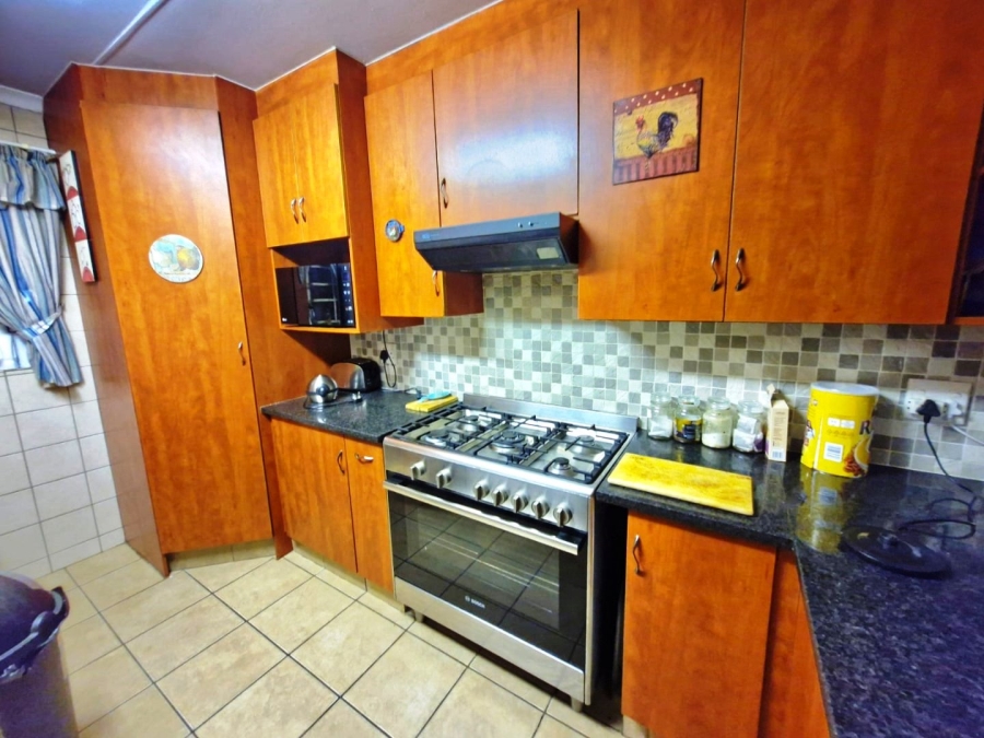 3 Bedroom Property for Sale in Annlin Gauteng