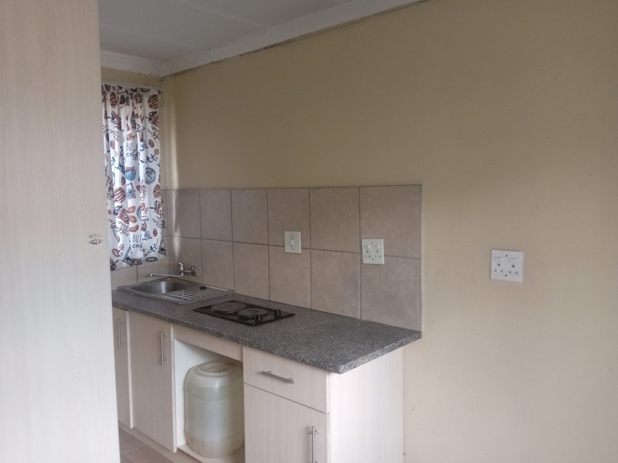 To Let 1 Bedroom Property for Rent in Mabopane Gauteng