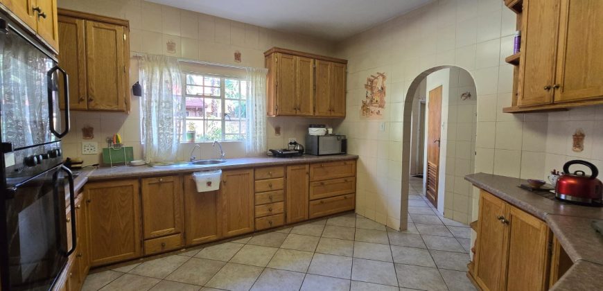 6 Bedroom Property for Sale in Amandasig Gauteng