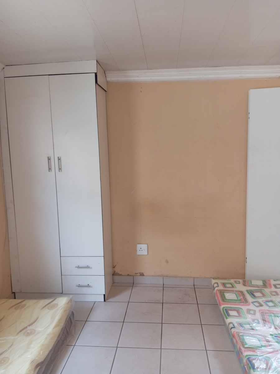 Room for rent in Mabopane Gauteng. Listed by PropertyCentral