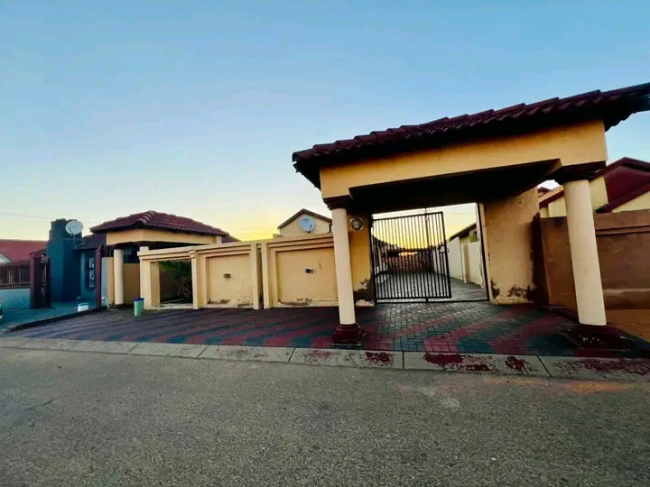 3 Bedroom Property for Sale in Mabopane Unit X Gauteng