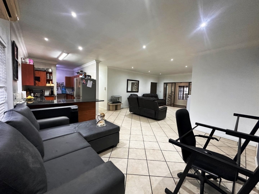 4 Bedroom Property for Sale in Akasia Gauteng