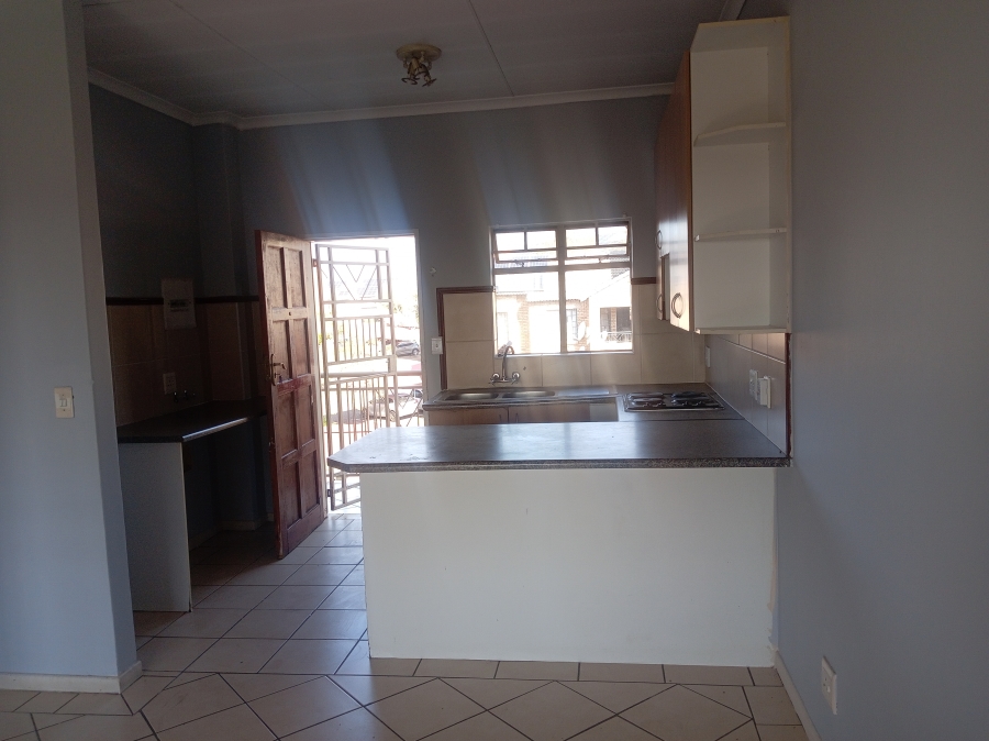 2 Bedroom Property for Sale in Karenpark Gauteng