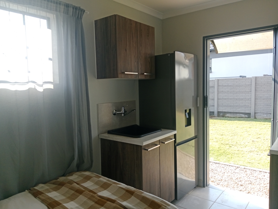 Bedroom Property for Sale in Glenway Estate Gauteng