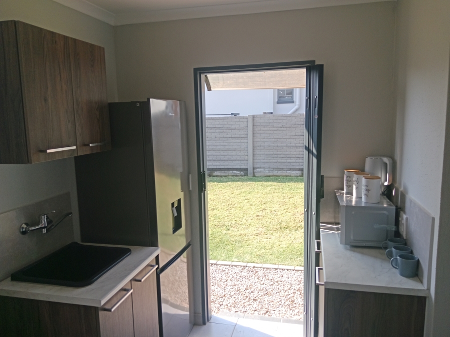  Bedroom Property for Sale in Glenway Estate Gauteng