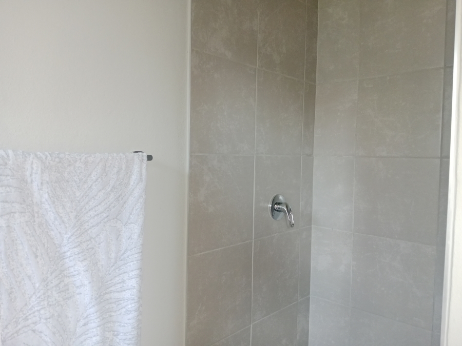  Bedroom Property for Sale in Glenway Estate Gauteng
