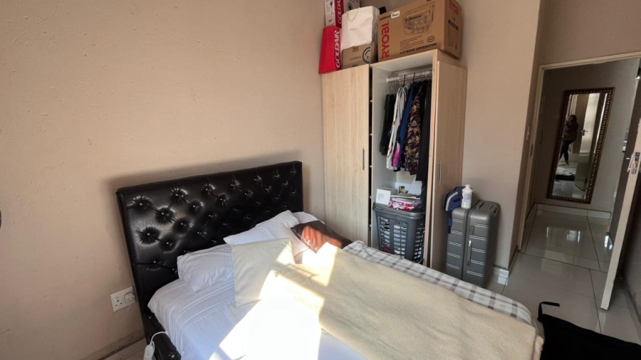 To Let 2 Bedroom Property for Rent in Woodmead Gauteng