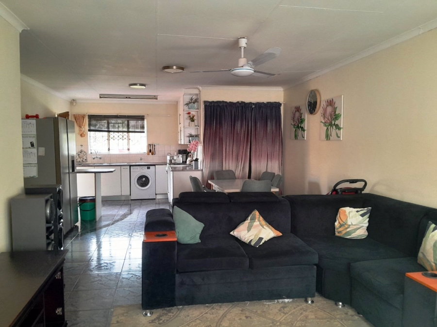 3 Bedroom Property for Sale in The Orchards Gauteng