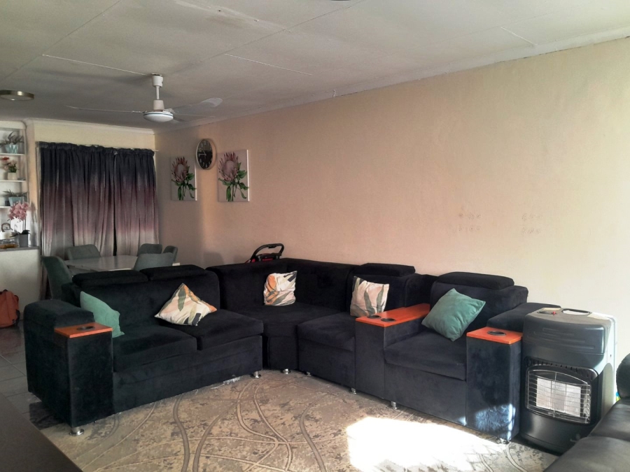 3 Bedroom Property for Sale in The Orchards Gauteng