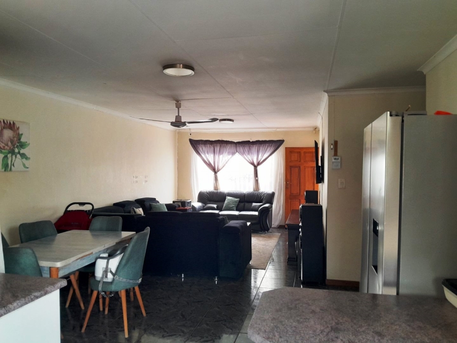 3 Bedroom Property for Sale in The Orchards Gauteng