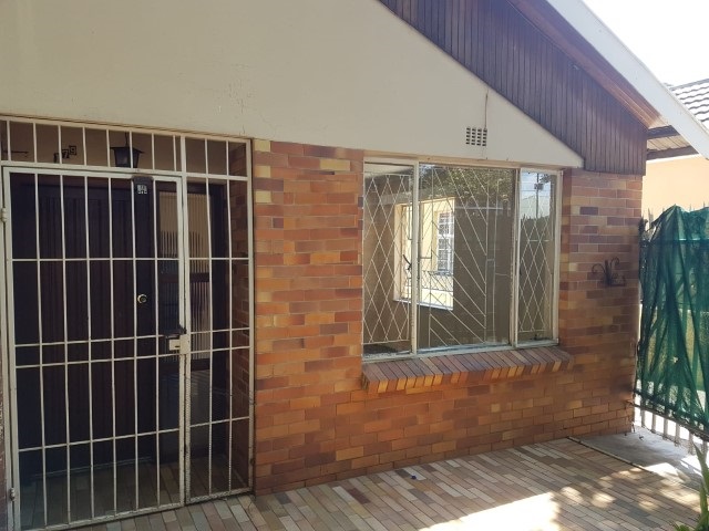3 Bedroom Property for Sale in Bezuidenhout Valley Gauteng
