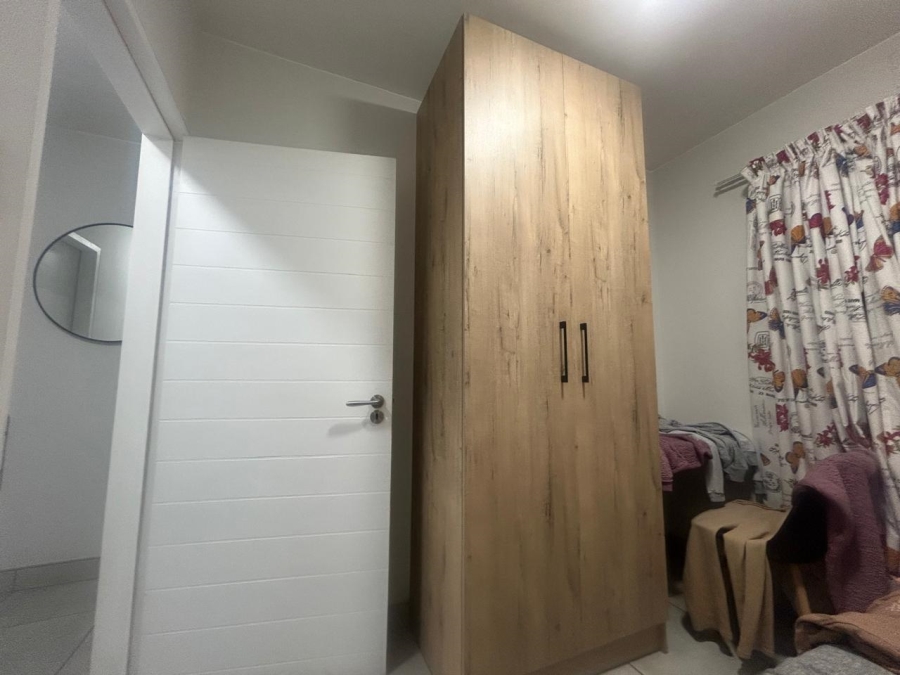 To Let 3 Bedroom Property for Rent in Orlando Gauteng
