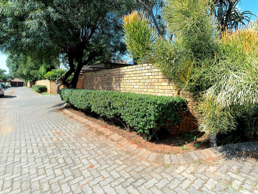 2 Bedroom Property for Sale in Amandasig Gauteng