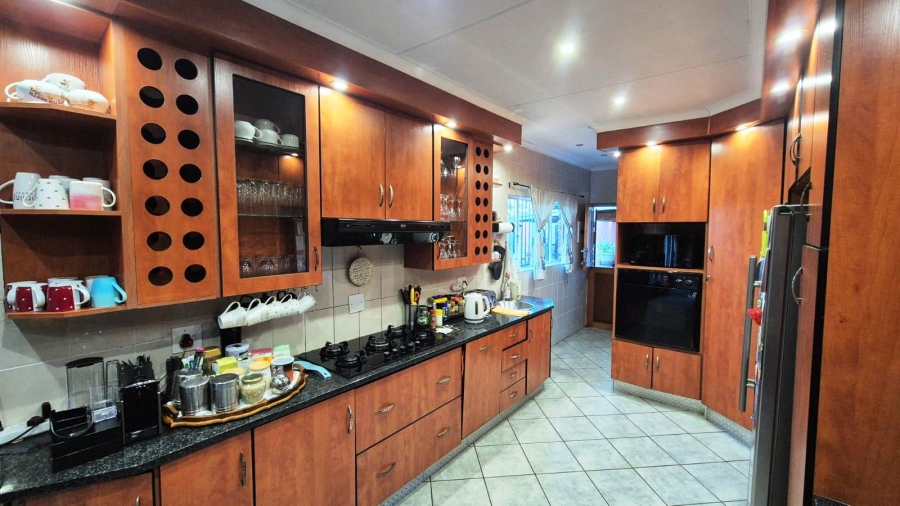 4 Bedroom Property for Sale in Karen Park Gauteng