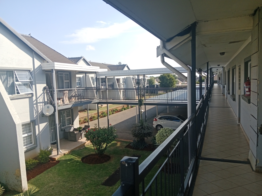 2 Bedroom Property for Sale in Annlin Ext 37 Gauteng
