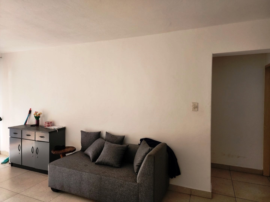 2 Bedroom Property for Sale in Akasia Gauteng