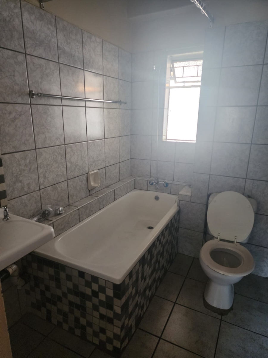 1 Bedroom Property for Sale in Gezina Gauteng