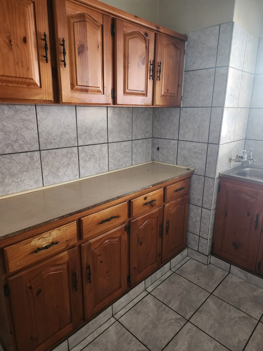 1 Bedroom Property for Sale in Gezina Gauteng